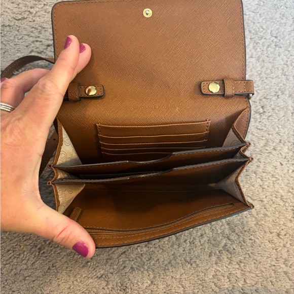 Michael Kors clutch size bag - Picture 3 of 3